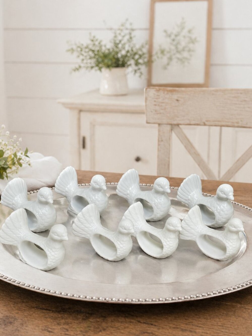 Vintage Dove/ Bird Porcelain Napkin rings Set of 8 Two designs Dining table deco